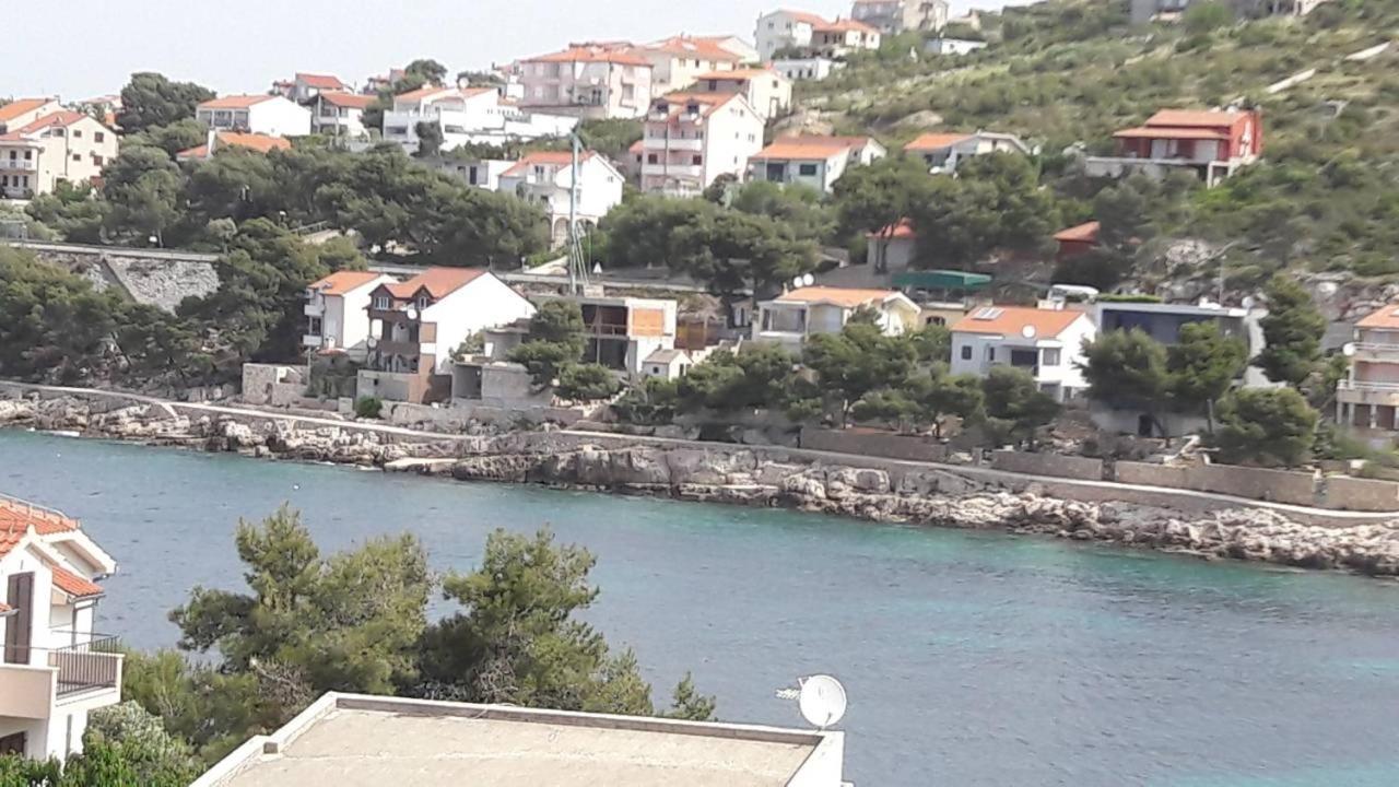 Apartments By The Sea Bilo, Primosten - 14601 Luaran gambar