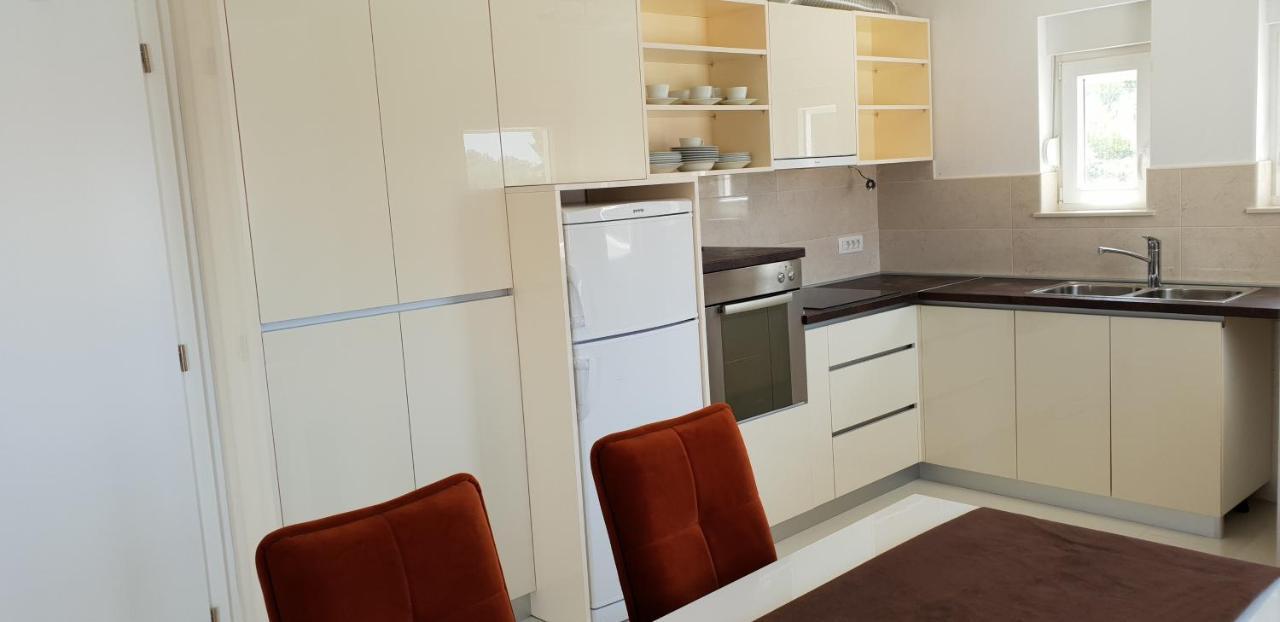 Apartments By The Sea Bilo, Primosten - 14601 Luaran gambar
