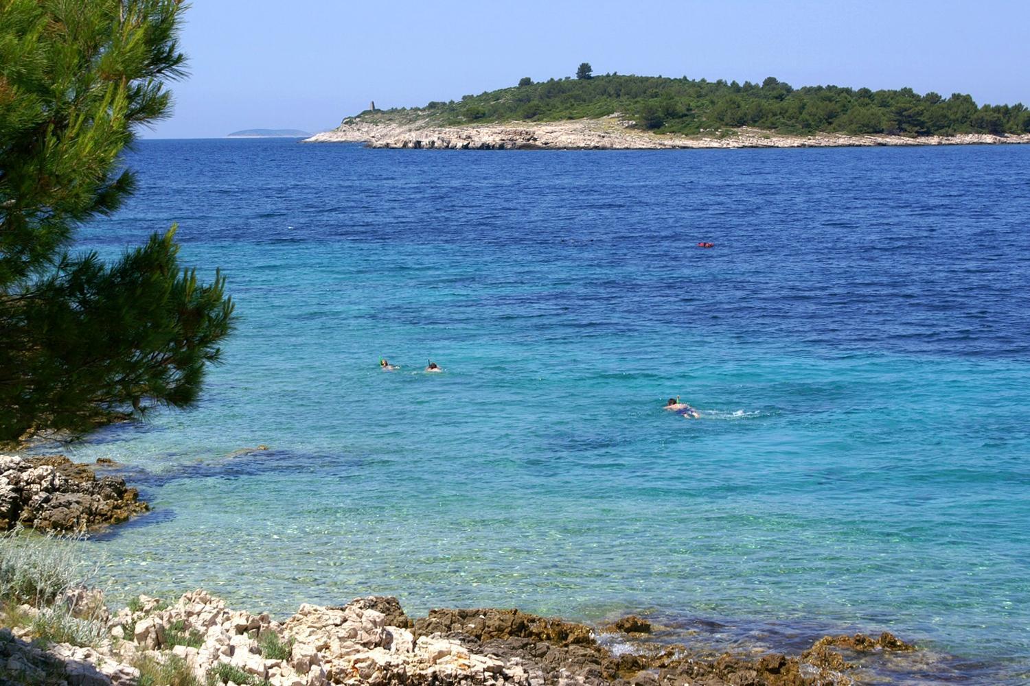 Apartments By The Sea Bilo, Primosten - 14601 Luaran gambar
